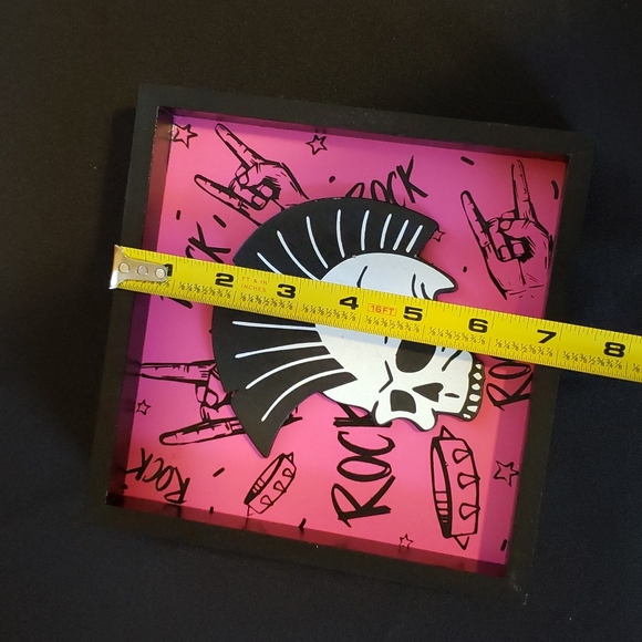 Punk Rock Decor - Picture 8 of 10
